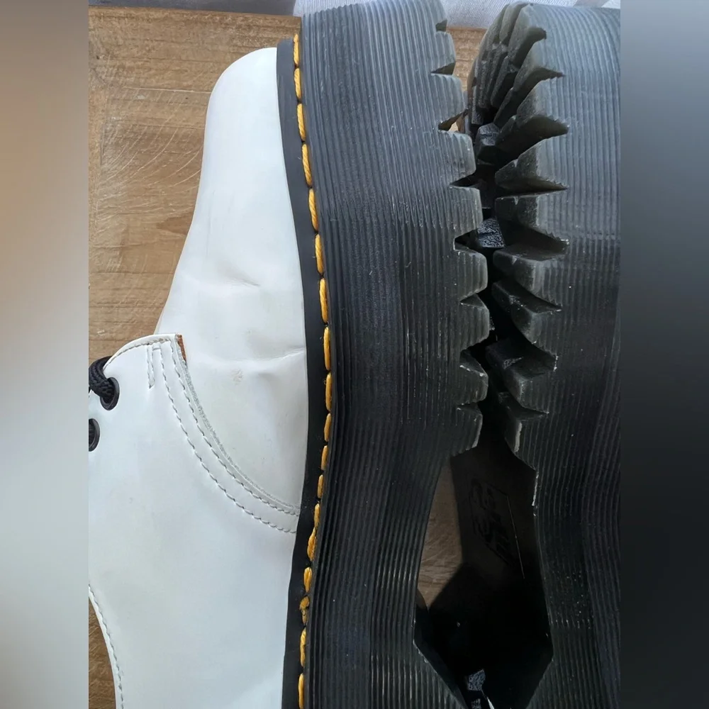 Dr. Martens 1461 Quad White Smooth Leather Platform Shoes Women’s Size 6